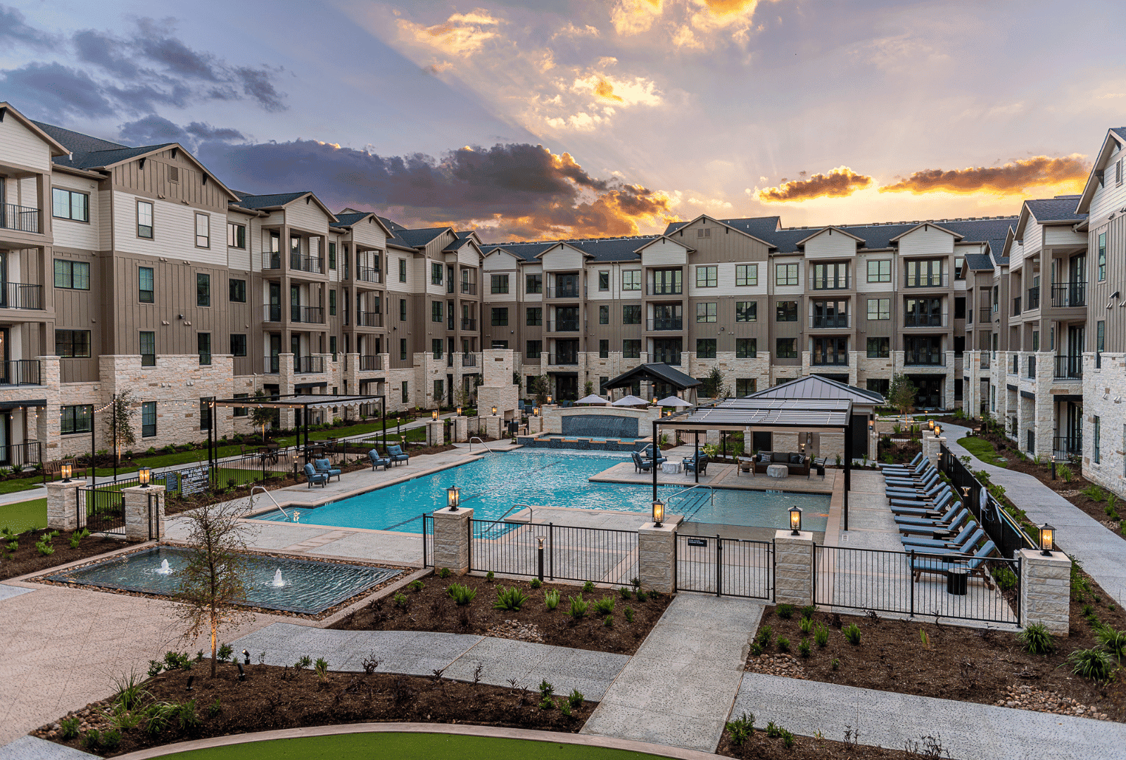 Luxury 55 Apartments Near Me Cadence Creek Towne Lake